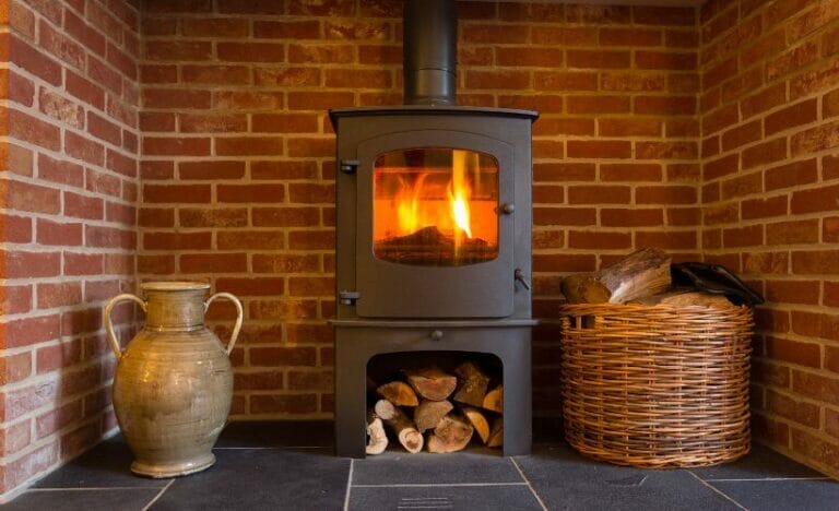 5 Factors to Consider When Buying a Wood Stove for Your Home